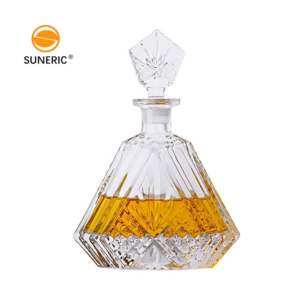 Carafe Whisky En Forme De Tracteur - Déco Bar, Maison - Verre 3D - 18x13x13cm - Pour Collectionneurs Et Amateurs