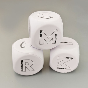 Biểu Tượng Tùy Chỉnh PU Căng Thẳng Bóng PU Bọt Xúc Xắc Cube Căng Thẳng Bóng Vuông Khối Xây Dựng Cho Trò Chơi PU Bọt Xúc Xắc Vui Vẻ Giáo Dục Đồ Chơi - Product Image 1