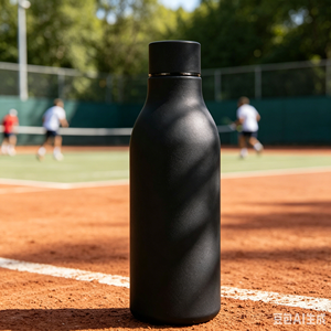 High Quality /550ml/750ml Double Wall 304 Stainless Steel <strong>Curved</strong> Water Bottle, Outdoor Sports &amp; Car Portable Insulated Flask - Product Image 1