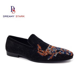 Chaussures de mariage personnalisées en cuir véritable et daim, faites à la main, confortables, durables, de haute qualité, motif peint à la main, collection automne - Product Image 1