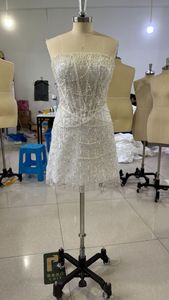 Impresionantes vestidos de novia cortos de encaje con lentejuelas y perlas, sin tirantes, atractivos minivestidos de novia personalizados, Vestido De Noiva - Product Image 5