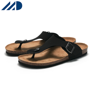 2023 nouveaux hommes à la mode liège tongs femmes tongs étudiant plage sandales plates diapositives pantoufles pour les femmes - Product Image 1