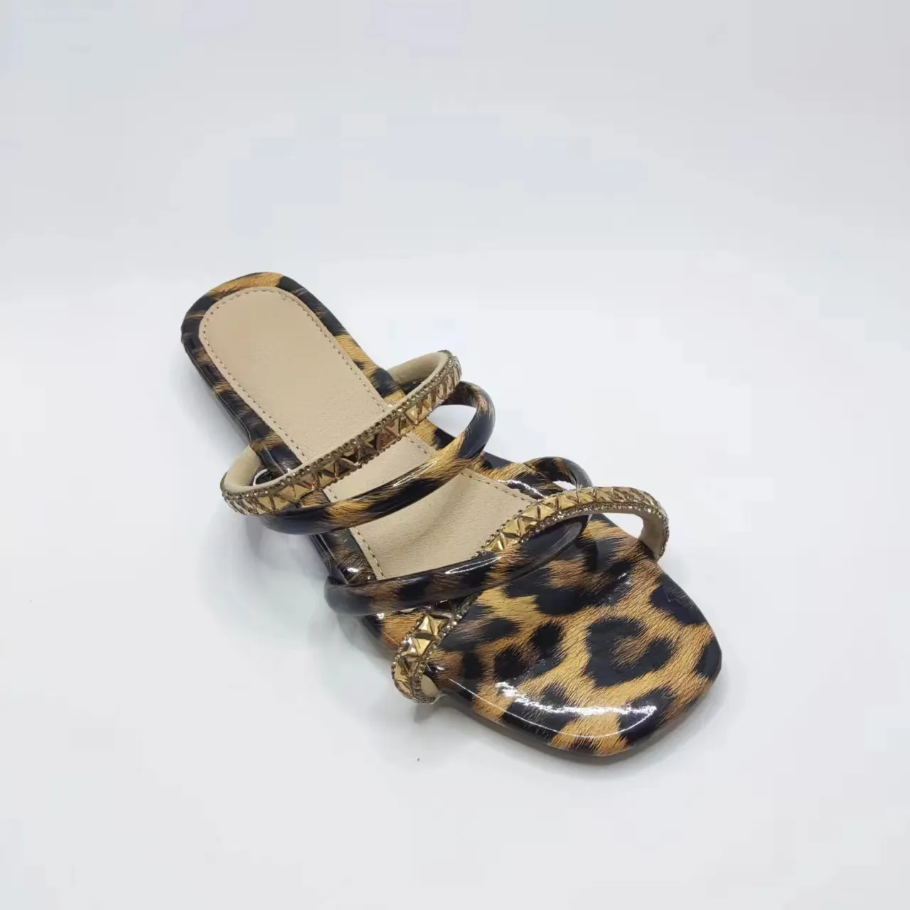 Sandalias planas con estampado de leopardo para mujer, zapatos de tacón bajo, calzado para mujer, moda de verano 2023, suela de sandalia, playa, exterior, cómodo