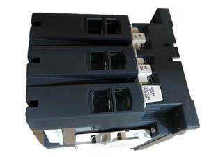 Contactores LC1D115M7 3P 115A 220V AC para Pago en Línea, IP2x (IEC 60529) 1NO+1NC, Resistentes al Fuego 850C, 2.5kg - Product Image 4
