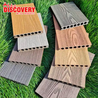 Dalles de terrasse en composite bois-plastique (WPC) à grain de bois gaufré, écologiques, ignifuges et extrudées pour l'aménagement extérieur des jardins