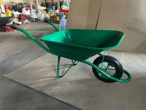 Wb6400 व्हीलबारो गार्डन टूल कार्ट निर्माण व्हील बैरो ठोस व्हील के साथ - Product Image 3