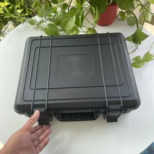 Étui rigide portable d'extérieur pour kit de vaisselle, étui de transport et de rangement avec mousse découpée avec précision, boîte de protection en plastique - Product Image 1