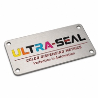 Plaque de marque en métal estampé avec logo en alliage de zinc pour articles en cuir, avec support adhésif, position des trous personnalisée, production répétée