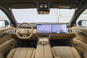 Changan Deepal S09, SUV Grande con Autonomía Extendida, Vehículo Eléctrico con Motor de 200-250kW y Batería de 30-50kWh - Product Image 6