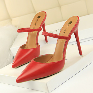 Sandales rétro d'été à talons hauts pour femmes, bout pointu fermé, bande élastique, usage quotidien, antidérapantes, ajourées, style mules à enfiler - Product Image 6
