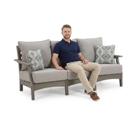 Ensemble durable en matériaux 100% recyclables, cadre imperméable, coussins sans entretien, trois places, mobilier de jardin moderne pour l'extérieur