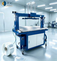 Machine d'emballage semi-automatique pour cartons avec sangles en PE