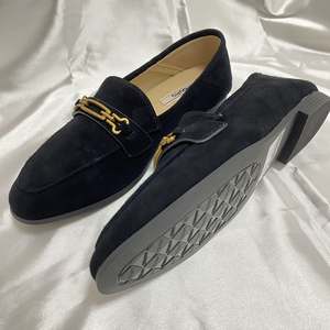 Mocassins plats pour femmes en cuir d'agneau véritable 100% suède, chaussures formelles de bureau, faible MOQ, personnalisation du logo, fabrication en usine - Product Image 2