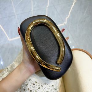 Sacs à main élégants 2026 pour femmes, pochettes en PU, sacs de soirée tendance avec poignée métallique, sacs à chaîne pour filles, sacs bandoulière ronds classiques - Product Image 4