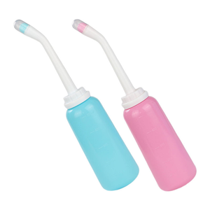 Bouteille périnéale inversée pour soins post-partum de maternité en gros, pour la récupération et le nettoyage périnéaux après l'accouchement, bidet portable - Product Image 1