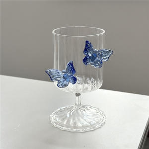 Grande <span class=keywords><strong>tasse</strong></span> en verre d'été moderne de style Ins Photos d'eau papillon transparent pour boissons froides Jus de glace pour champagne - Product Image 4