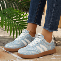Baskets basses à lacets pour femmes, imprimé animal, trois bandes, pour la marche quotidienne en extérieur, chaussures décontractées