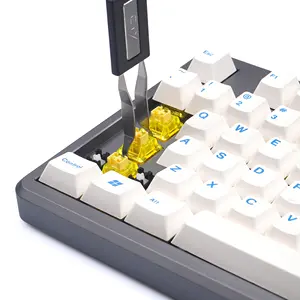 مفتاح سحب متعدد الوظائف لوحة مفاتيح معدنية 2 في 1 مفتاح لوحة مفاتيح معدني مفتاح سحب آلي لكسوات المفاتيح