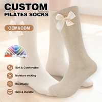 Chaussettes de Pilates à toucher doux, chaussettes de yoga brodées en jacquard pour femmes, entraînement en salle
