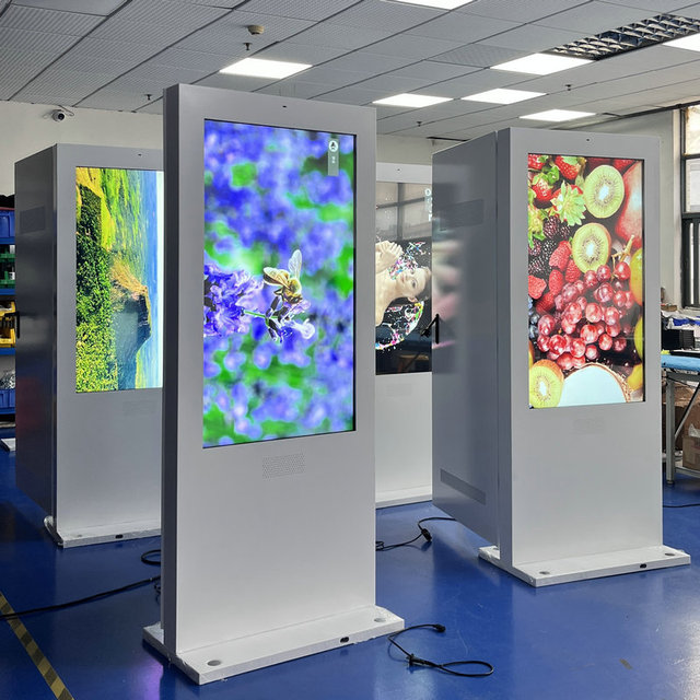 55 Inch Vertical IP65 Waterproof LCD Screen Outdoor Digital Signage Advertising Kiosk with Animation Support