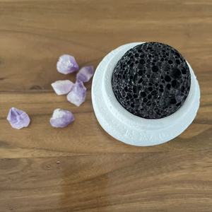 Frascos y Cajas Difusoras de Aroma Navideños Tallados en <span class=keywords><strong>Piedra</strong></span> Volcánica Negra Natural Ecológica (Forma de Bola 8*8*8cm) - Product Image 2