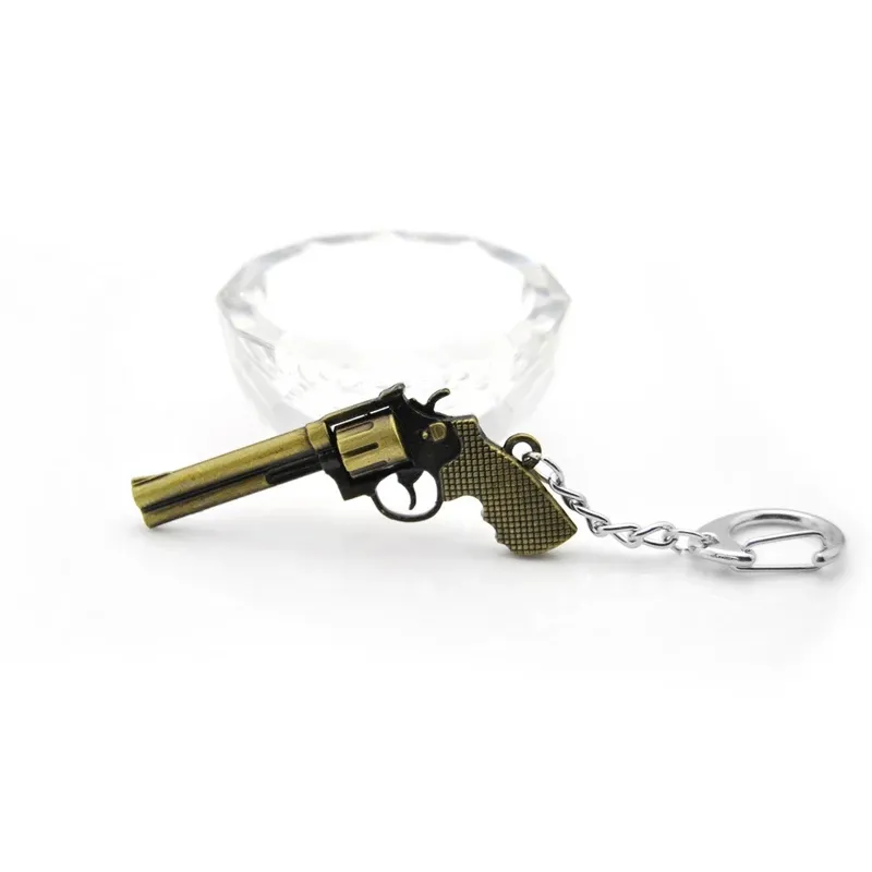 Fashion Red Dead Redemption Letter Keychain 3D Gun Model Keyring Holder Chaveiro Men Car Bag Sleutelhanger Llaveros