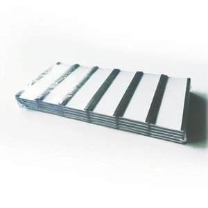 C15/C20/C25/C30/C40/C50 Porte-étiquette <span class=keywords><strong>Bande</strong></span> magnétique profilée en C avec PVC transparent et papier blanc - Product Image 1