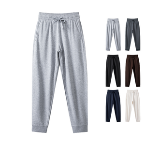 กางเกงวอร์มผู้ชายทรงตรง สไตล์สปอร์ตแคชชวล เนื้อผ้าคอตตอนหนา ยืดหยุ่น ใส่สบาย บริการ OEM - Product Image 1