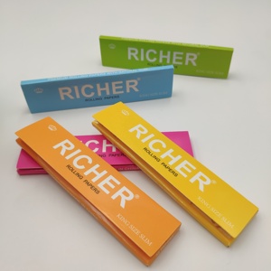 -Ranking Premium Natural Pulp Thin Sheet Square Modern Hand Rolling Paper - Product Image 1
