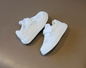 2025 zapatillas deportivas <span class=keywords><strong>blancas</strong></span> Unisex para verano, zapatos <span class=keywords><strong>de</strong></span> cuero con plantilla <span class=keywords><strong>de</strong></span> PVC informales para niños con plantilla <span class=keywords><strong>de</strong></span> EVA suave, <span class=keywords><strong>botas</strong></span> para bebés para <span class=keywords><strong>niñas</strong></span> - Product Image 6