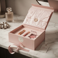 Ensemble d'emballage cadeau rose de luxe sur mesure, boîte rigide pliable avec fermeture magnétique et ruban en satin