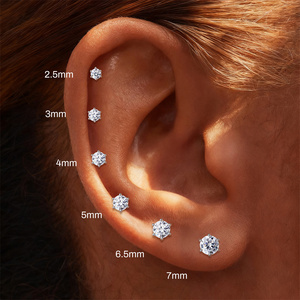 Boucles d'oreilles minimalistes en argent sterling 925 plaqué rhodium avec moissanite pour cartilage, bijoux tendance pour femmes et hommes - Product Image 3