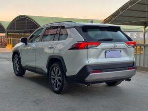 SUV Compacto de Segunda Mano para <span class=keywords><strong>RAV4</strong></span> Revo <span class=keywords><strong>2023</strong></span> 2.0L CVT 2WD Edición <span class=keywords><strong>Style</strong></span> Plus, 5 Asientos, Gasolina, Euro IV, 25-50k Millas, Volante a la Izquierda - Product Image 2
