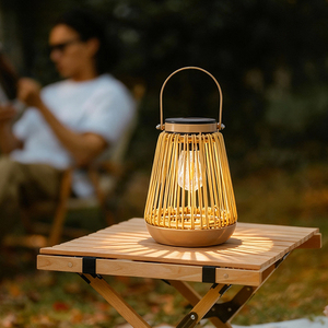 Lampes solaires de jardin en rotin LED blanc chaud ABS+PC à vente chaude avec détection de lumière Lanterne solaire en rotin - Product Image 1