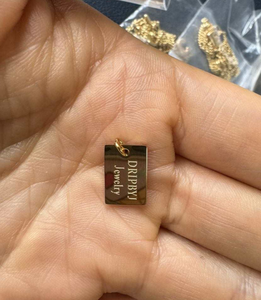 ป้ายโลหะสแตนเลสสองด้านจาก Yiwu Aceon ชุบทอง 14k ประดับเพชร CZ สำหรับเครื่องประดับ ป้ายชื่อแบรนด์ขนาดเล็ก - Product Image 5