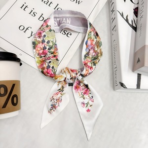 Sommermode Damen 100*6cm Satin Langer Schal Blumen- und Buchstabendruck Taschen-Geschenkbox Dekorative Bänder Schals - Product Image 4