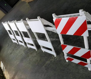 Barriera flessibile in plastica per traffico con supporto/barriera stradale in plastica per <span class=keywords><strong>cantiere</strong></span> stradale - Product Image 3