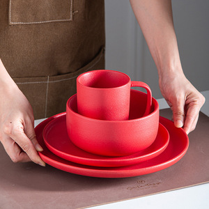Red 16-Piece Ceramic Tableware <b>Set</b> Dishwasher Safe Porcelain Material for Weddings Parties Picnics for <b>Restaurants</b> - Product Image 2