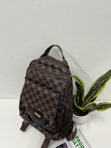 Phong cách mới đa chức năng ngoài trời Túi loa với ngân hàng điện ba lô với BT/<span class=keywords><strong>USB</strong></span>/<span class=keywords><strong>TF</strong></span>/<span class=keywords><strong>FM</strong></span>/AUX/ngân hàng điện/LED ánh sáng - Product Image 4