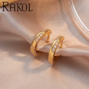 Pendientes Lakol EP5627 Diseño 2025 Chapados en Oro Real, Simples y Elegantes para Mujer - Product Image 4