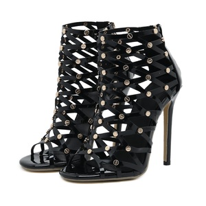 Sandales à talons hauts noires <span class=keywords><strong>tendance</strong></span>, style européen et américain <span class=keywords><strong>2023</strong></span>, pour la photographie de rue, simples et confortables, à découpes - Product Image 6