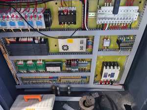 Bidon en PEHD de 5 <span class=keywords><strong>litres</strong></span> utilisé pour la machine de soufflage de moules, machine de soufflage de bouteilles en plastique d'<span class=keywords><strong>occasion</strong></span> - Product Image 3