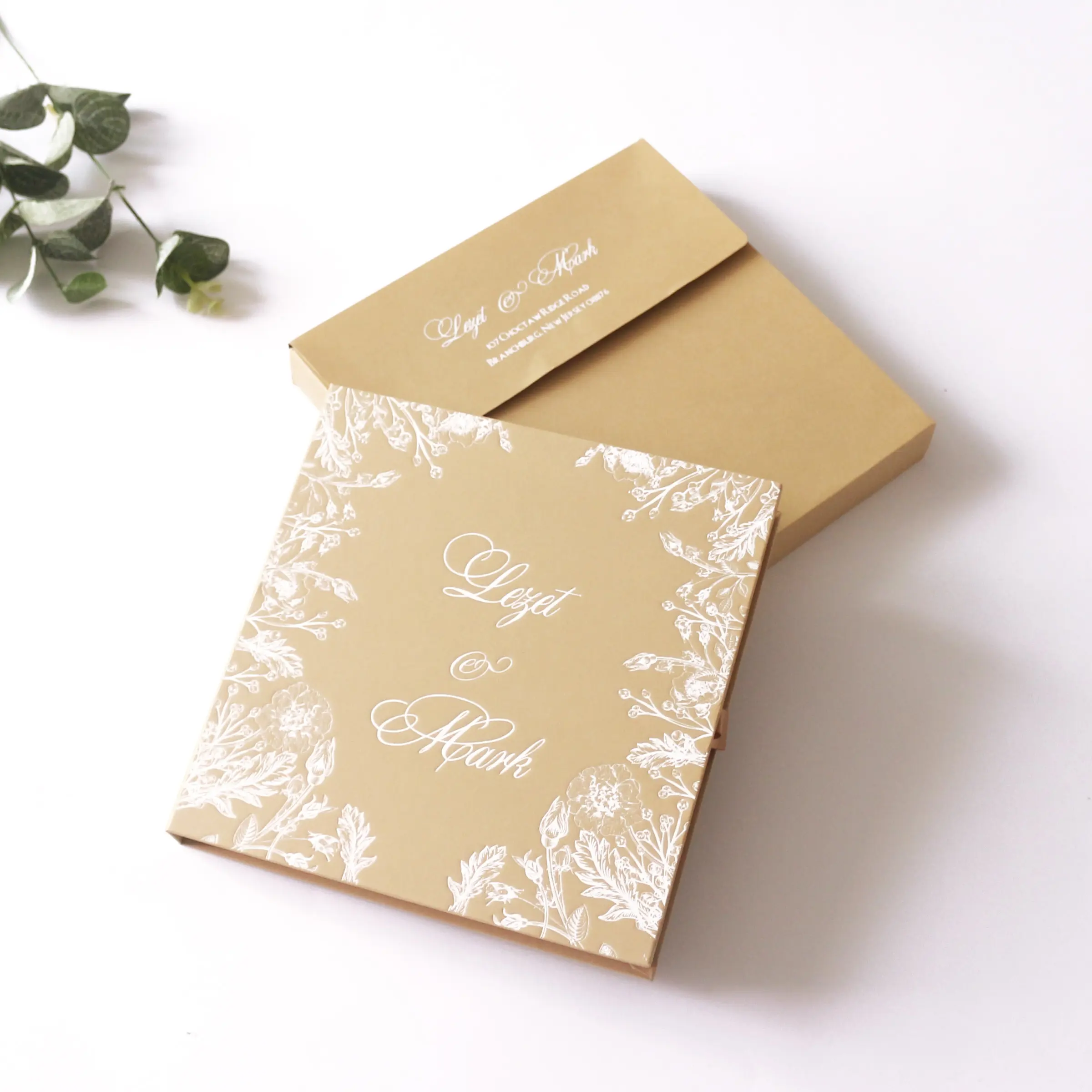 Elegante klare Acryl lädt Box Einladung karten für Hochzeit und benutzer definierte Hardcover goldene Einladung karten mit RSVP-Karten ein