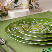 Lot de vaisselle en porcelaine fine verte vintage à bord festonné et motif floral blanc, assiettes en céramique pour la maison, l'hôtel, les fêtes et les restaurants
