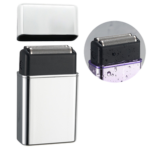 เครื่องโกนหนวดไฟฟ้าแบบกันน้ำ ใช้ได้ทั้งแบบเปียกและแห้ง OEM ODM สำหรับผู้ชาย แบบฟอยล์ ชาร์จไฟได้ พร้อมที่เล็มเครา - Product Image 3