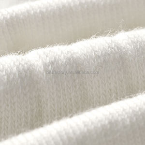 Chaussettes personnalisées de haute qualité - Personnalisation gratuite, couleurs unies unisexes, idéales pour les cadeaux d'entreprise et la promotion de marque - Product Image 4