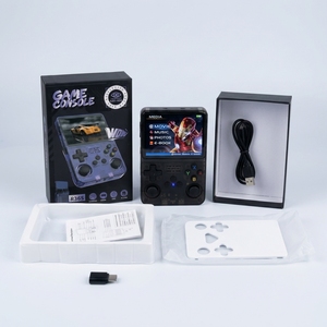 Console de jeu portable rétro R36S avec écran de 3,5 pouces, console de jeu vidéo portable 64 Go <span class=keywords><strong>RGB20S</strong></span> - Product Image 1