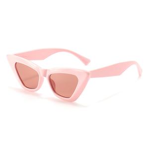 Lunettes de soleil de luxe pour femmes, très vendues, UV400, petite monture, triangle, œil de chat, rétro - Product Image 5