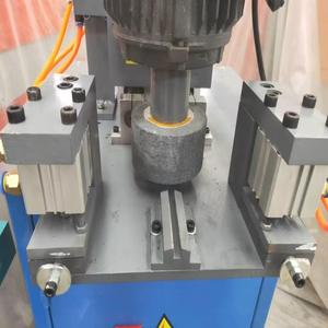 Máquina pulidora y rectificadora de puntas de hojas de sierra de cinta, confiable y con baja tasa de fallos - Product Image 1
