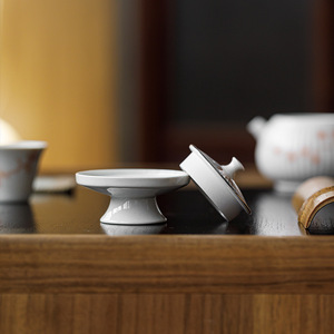 Couvercle de théière en céramique peint à la main Guanlan avec motif de pin, résistant à la chaleur, pour service à thé Kung Fu, usage domestique - Product Image 3